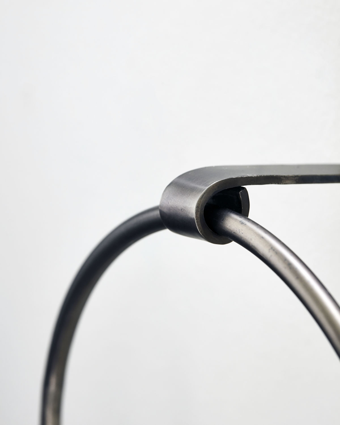 Pati dvieļu turētājs (apaļš)