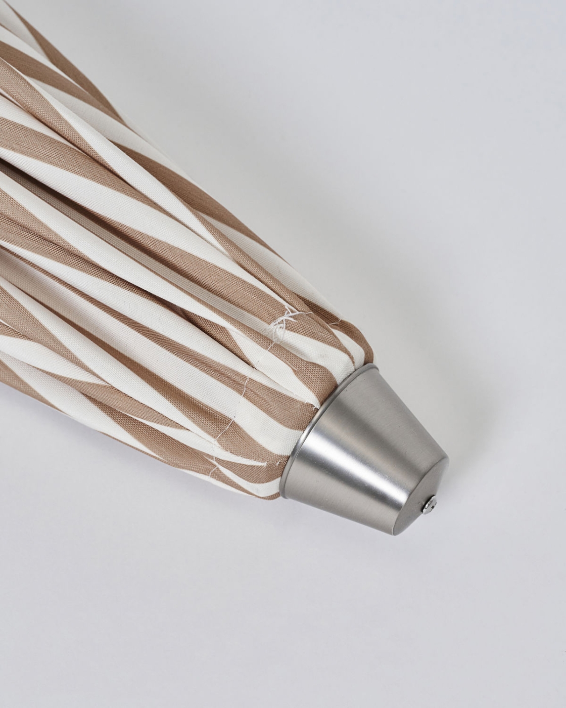 Umbra dārza saulessargs