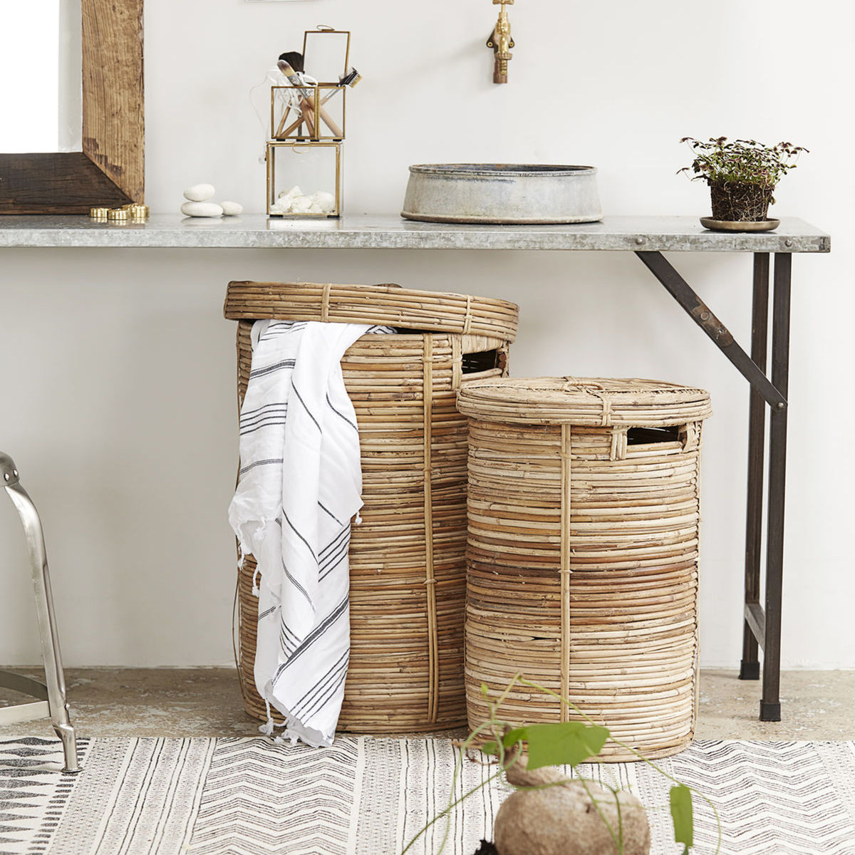 Laundry baskets Chaka